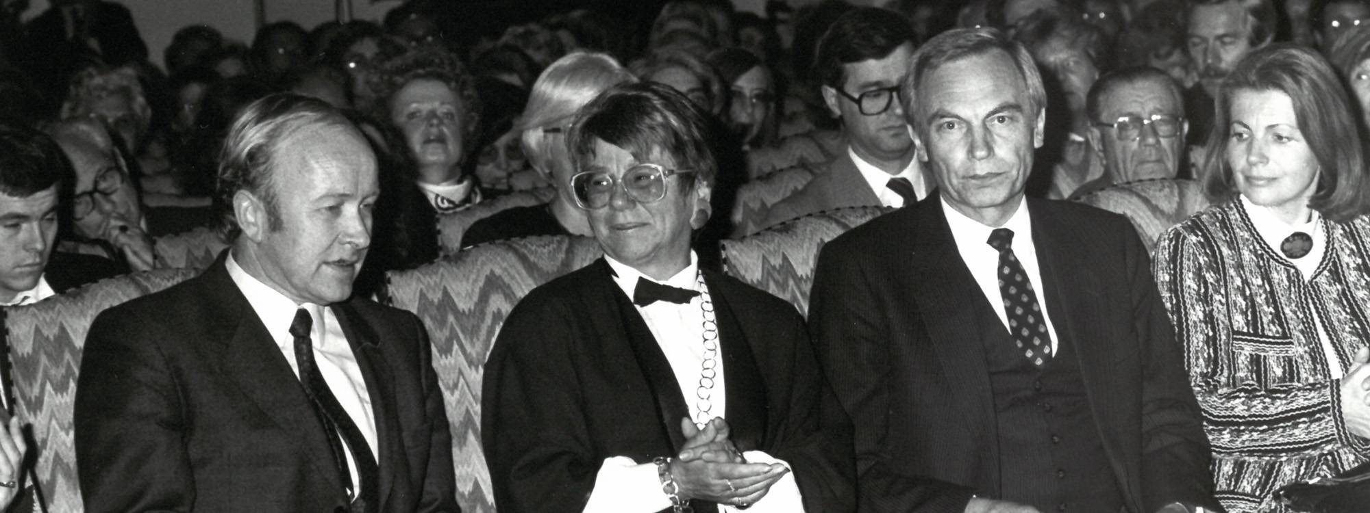 Geschwister Scholl Preis 1986 | Header | Preisverleihung Gruppenbild 2